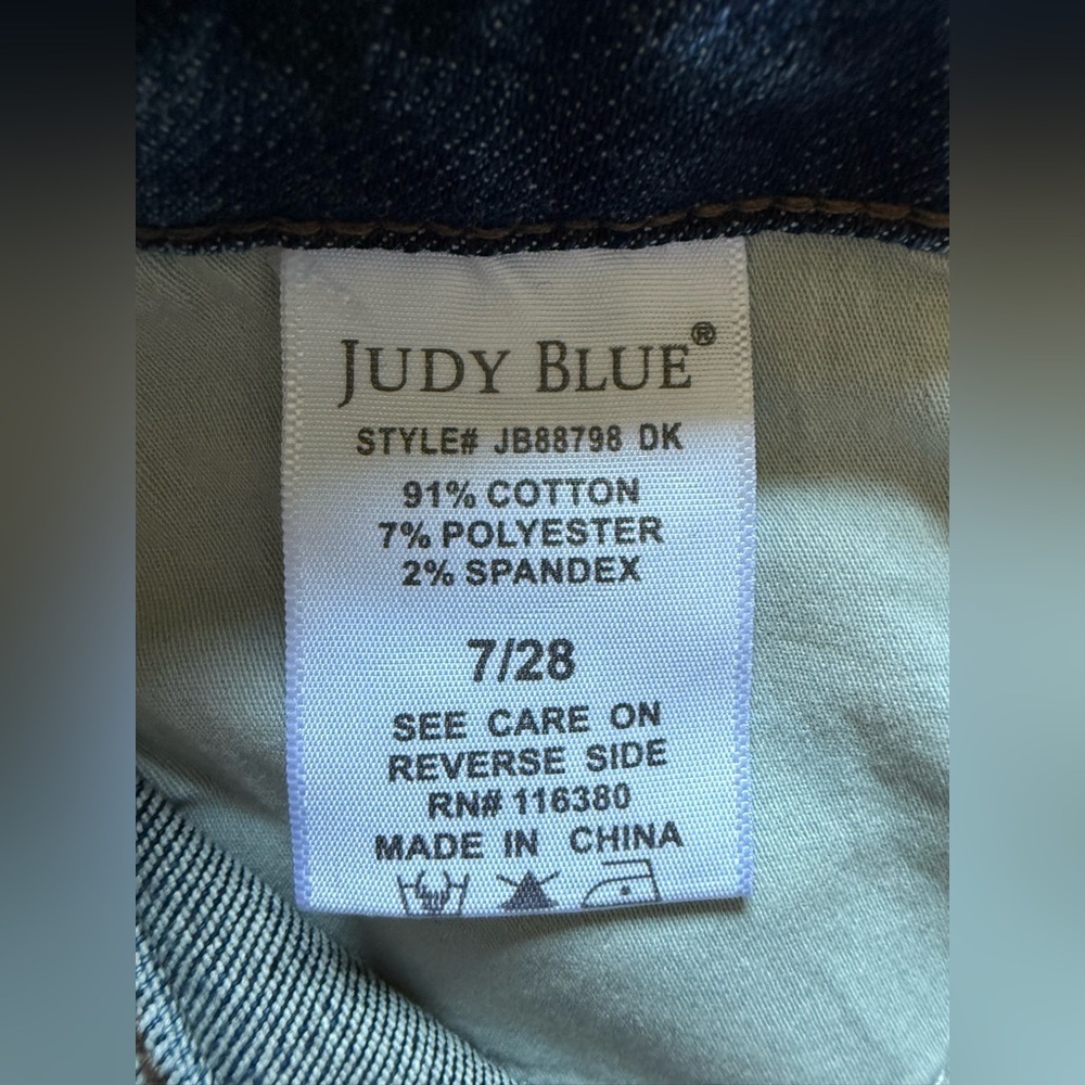 Judy Blue Women’s Loveland Midrise Tummy Control Distressed Skinny Jeans - Picture 8 of 9